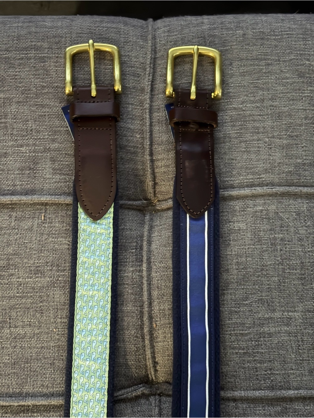 Vineyard Vines Men's Belt bundle two Brown Leather Trim 38 solid brass buckle